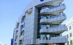 Wave International Hotel